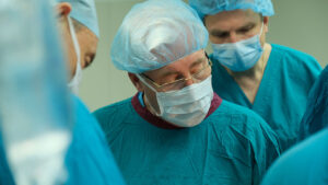 Главный хирург Москвы, главный врач Боткинской больницы, член-корреспондент РАН Алексей Васильевич Шабунин выступил в качестве приглашенного редактора нового номера журнала «Анналы хирургической гепатологии»